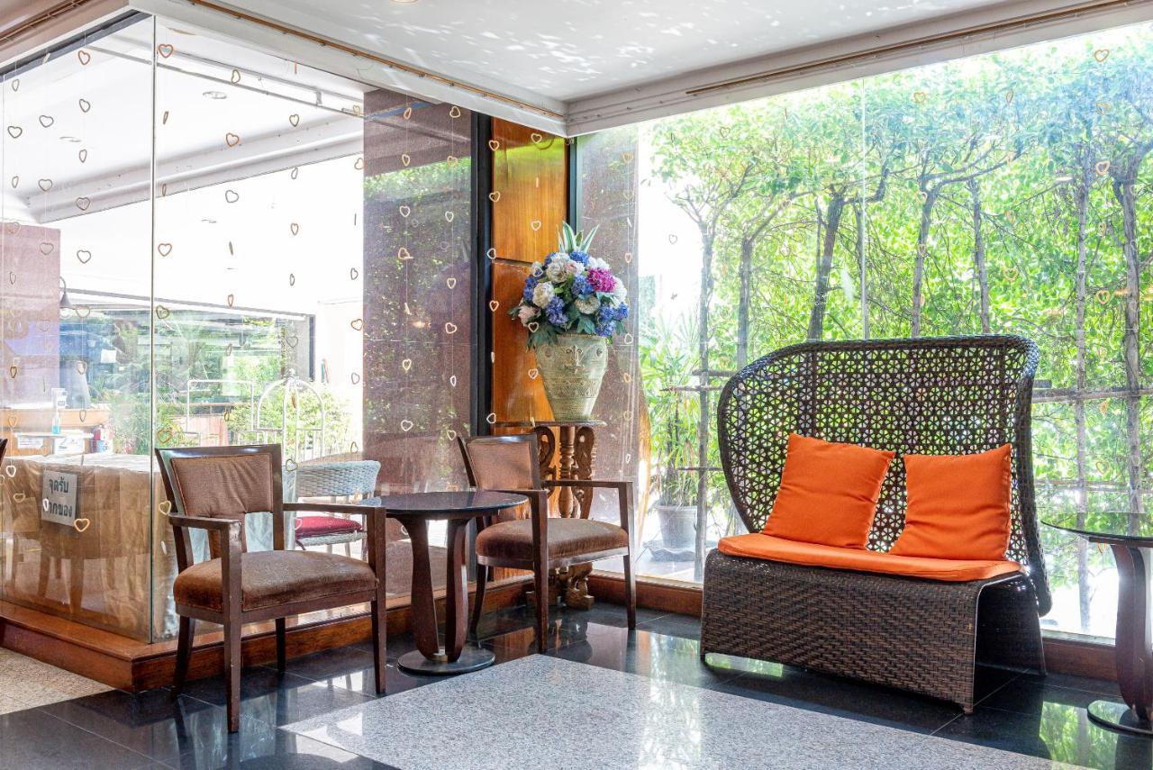 Nonthaburi Palace Hotel Luaran gambar