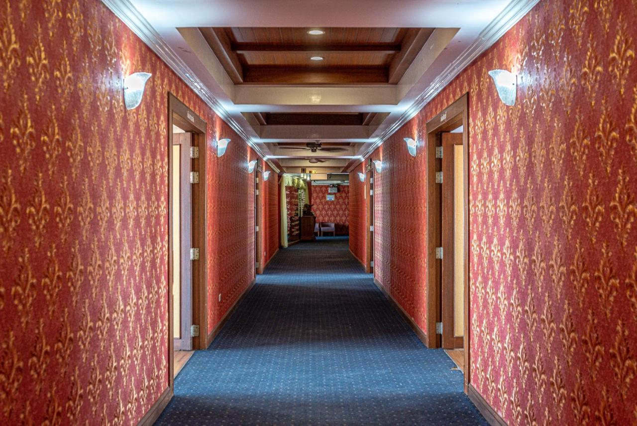 Nonthaburi Palace Hotel Luaran gambar