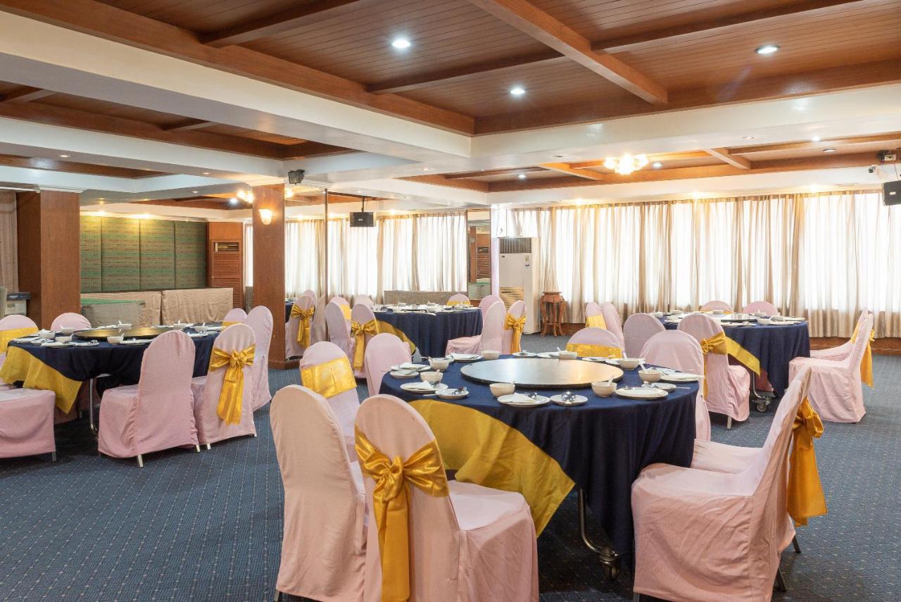 Nonthaburi Palace Hotel Luaran gambar