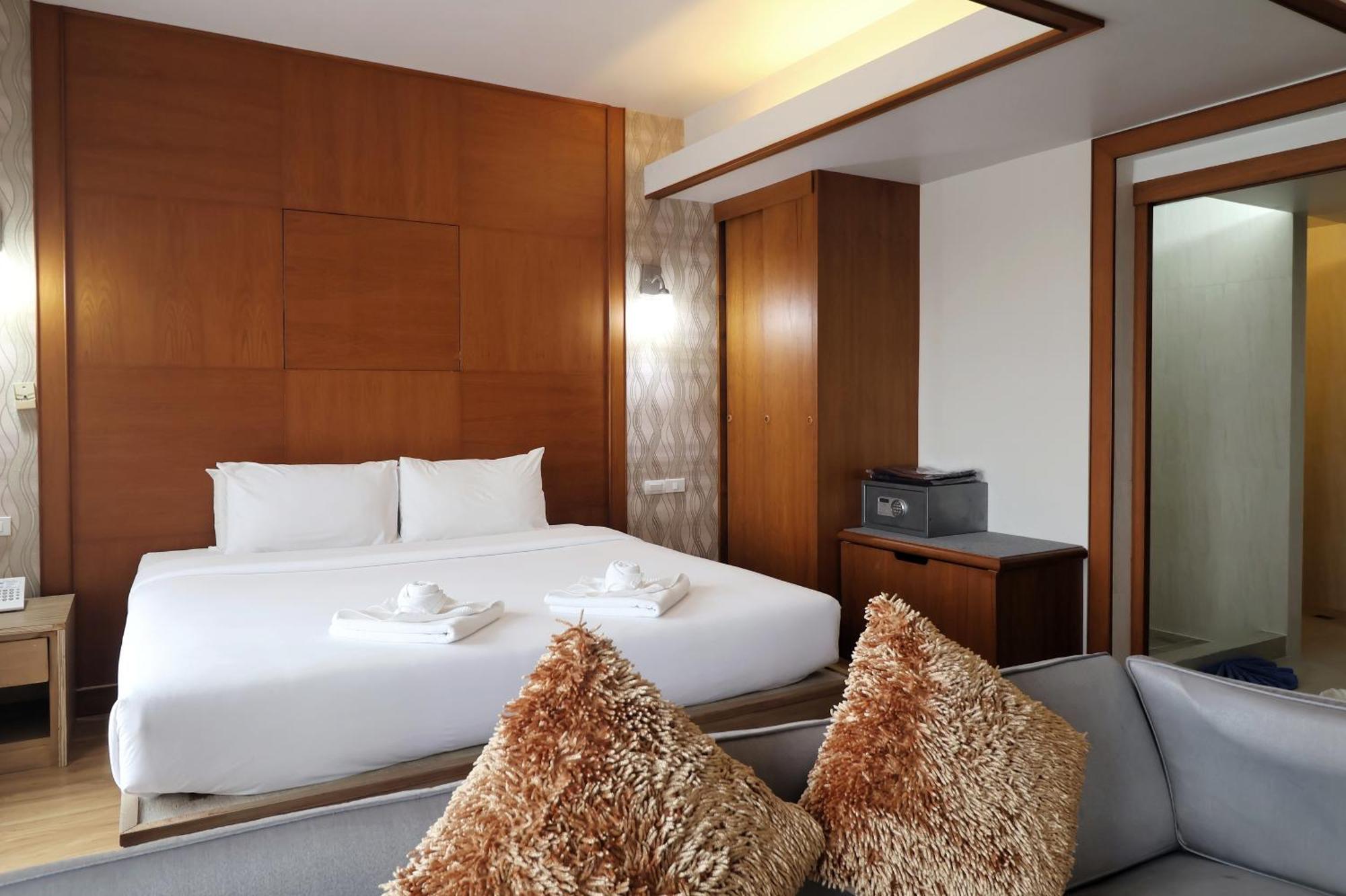 Nonthaburi Palace Hotel Luaran gambar