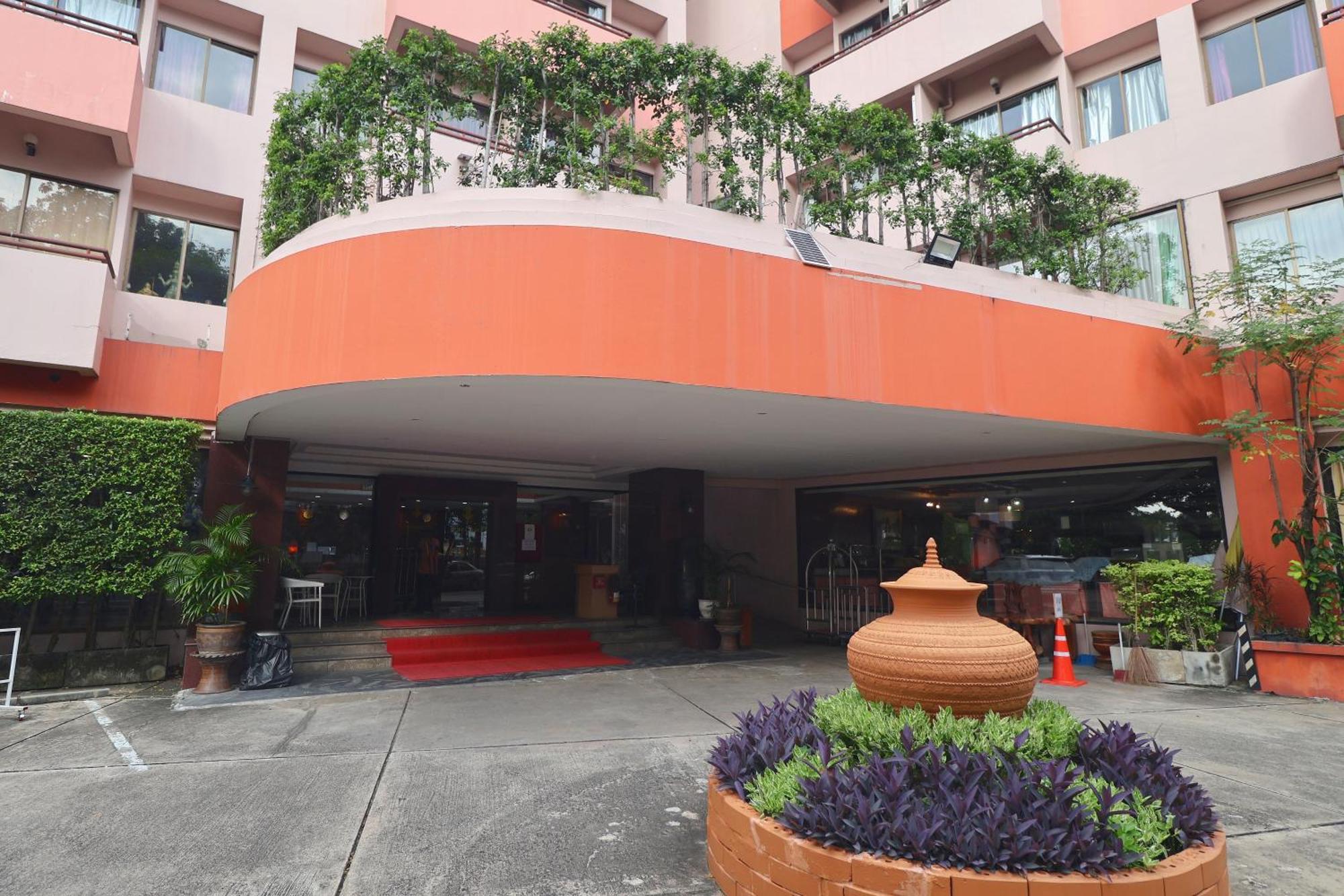 Nonthaburi Palace Hotel Luaran gambar