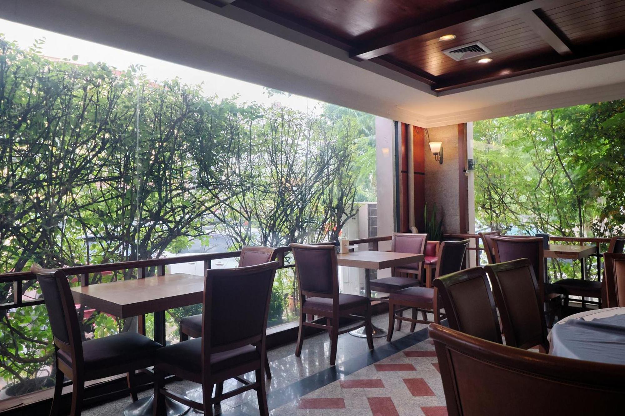 Nonthaburi Palace Hotel Luaran gambar